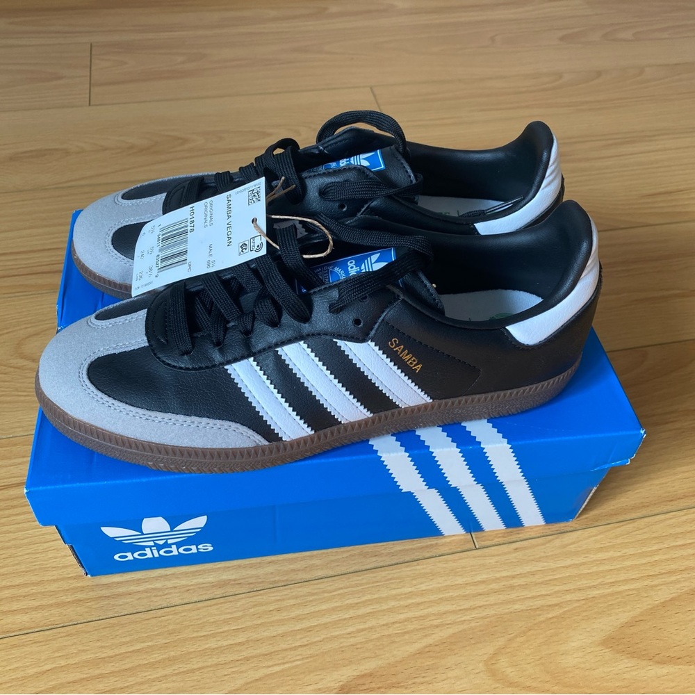 Adidas Samba Vegan, Men’s 6, “Black Gum”